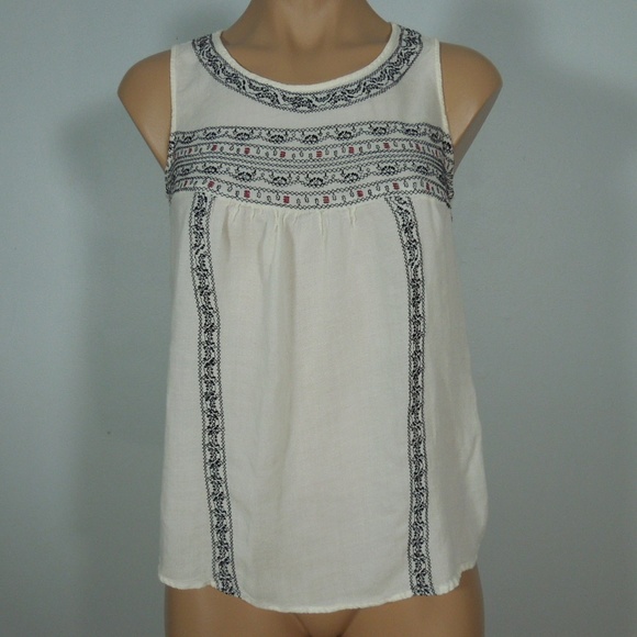 Cynthia Rowley Tops - Cynthia Rowley Intricate Thread Pattern Tank Top